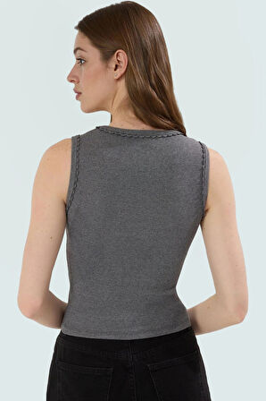 Vücuda Oturan Kolsuz Rejenere Kaşkorse Bluz Havuz Yaka Casual Tarz Özel Tasarım