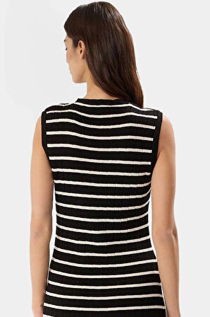 Yazlık Casual Maxi Elbise V Yaka Çizgili Triko Bodycon Kalıp Şık Görünüm Rahat Ve