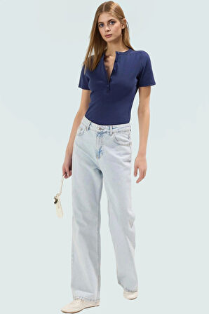 Pamuklu Fitted Bluz Kısa Kol Bisiklet Yaka Yazlık Premium Kalite Uzun Ömürlü Mükemmel Uyum