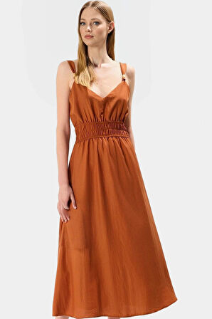 Rahat ve Şık Aerobin Dokuma Maxi Elbise V Yaka Aksesuar Detaylı Belden Açılan Etek Yüksek Kalite