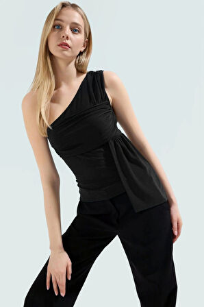 Polyester Elastan Yazlık Bluz Asimetrik Yaka Fitted Kalıp Regular Boy Özenle Seçilmiş