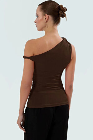 Rahat ve Şık Asimetrik Yaka Örme Bluz Polyester Elastan Karışımı Modern Stil Dayanıklı Malzeme