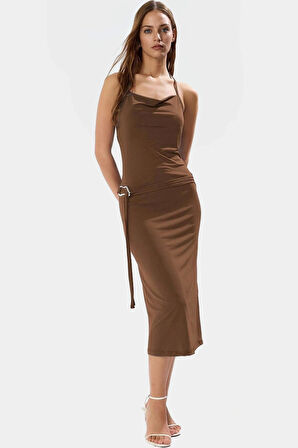 Yazlık Midi Elbise Boyundan Bağlamalı Örme Aksesuar Detaylı Polyester Elastan Özel Tasarım