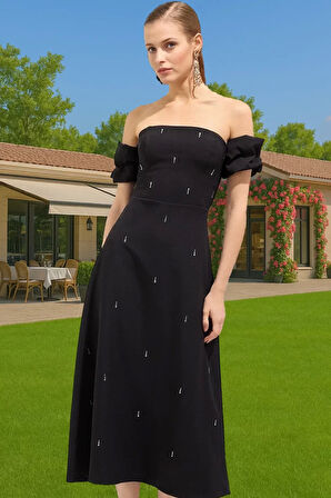 Beyaz Dokuma Midi Abiye Elbise Carmen Yaka Yazlık Rahat Ve Şık Zarifane Tasarım Konforlu Kesim