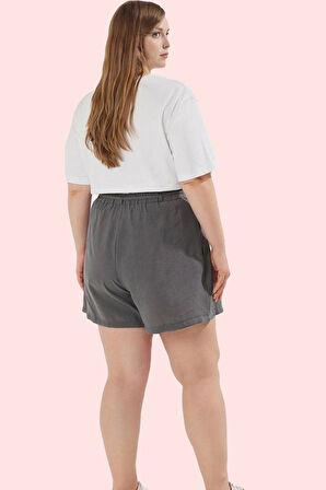 Yazlık Kadın Şort Renk Büyük Beden Yüksek Bel Geniş Paça Dokuma Kumaş Yaz Aylarının Vazgeçilmezi