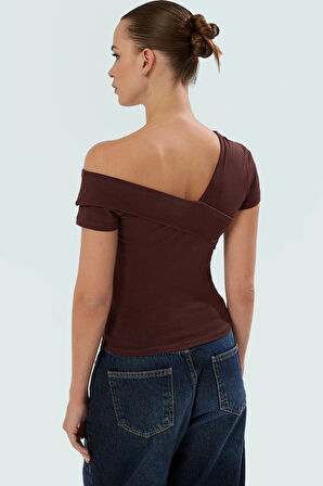 Yazlık Fitted Örme Bluz Asimetrik Yaka Pamuklu Rahat Şık Görünüm Yüksek Kalite