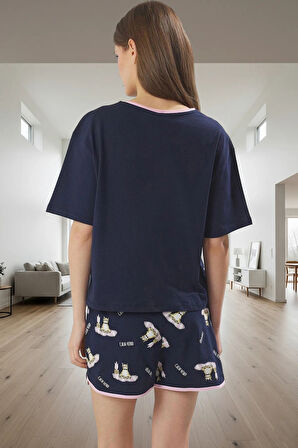 Yazlık Kadın Pijama Takımı %100 Pamuk Bisiklet Yaka Boru Paça Kaliteli İşçilik Rahat Ve Şık