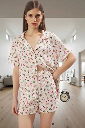 Rahat Yazlık Pijama %100 Viskon Çok Çiçek Desenli Şortlu Shally Dokuma Şık Görünüm