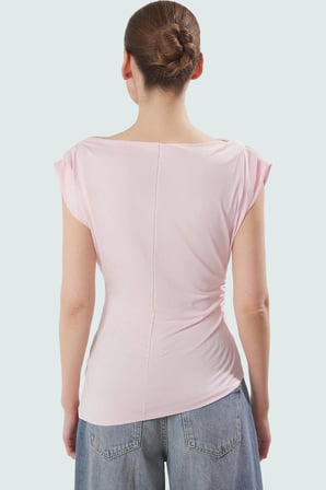 Rahat Şık ve Esnek Bluz; Örme Kumaş Kayık Yaka Premium Kalite Özel Tasarım Mükemmel Uyum