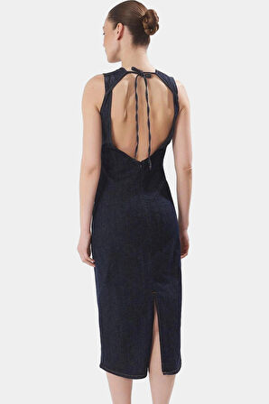 Şık Sırt Dekolteli Denim Midi Elbise Bisiklet Yaka 125cm Boy Nefes Alan Kumaş Rahat Kullanım