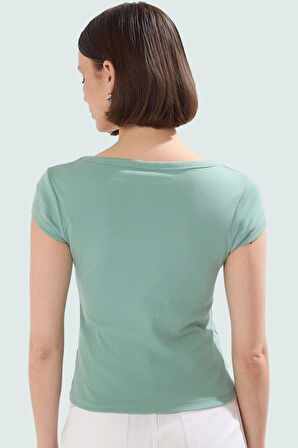 Vücuda Oturan Pamuklu Ribana Bluz Şık ve Rahat Yazlık Uzun Ömürlü Kullanım Trend Tasarım