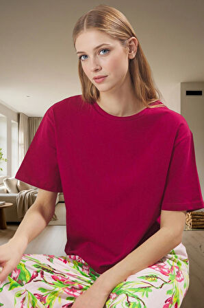 Çiçekli Örme Pijama Takımı Rahat Kesim ve Yüksek Kalite Özenle Seçilmiş Günlük Kullanım İçin