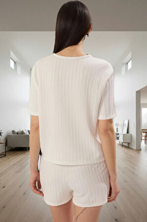 Şortlu Pijama Takımı %98 Polyester Crinkle Dokuma Regular Kalıp Profesyonel Görünüm