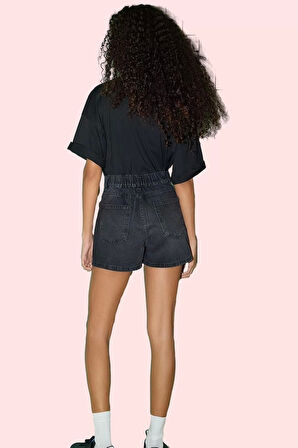 Kadın Yazlık Kısa Boy Denim Şort Pamuk Geniş Paça Günlük Kullanım Yaz Aylarının Vazgeçilmezi