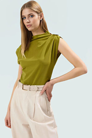 Kısa Kol Scuba Krep Örme Bluz Dik Yaka Aksesuar Detaylı Fitted Mükemmel Uyum Premium Kalite