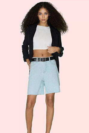 Kadın Yazlık Yüksek Bel Denim Bermuda Şort Boru Paça Cool Tasarım Yaz Aylarının Vazgeçilmezi