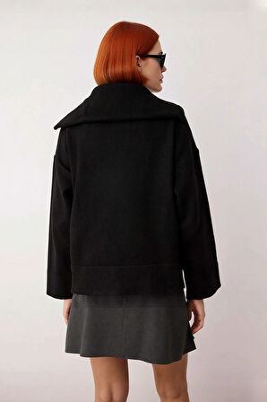 Kadın Oversize Fermuarlı Dik Yaka Triko Kazak Yumuşak Dokusuyla Günlük Konfor ve Şıklık Kaliteli