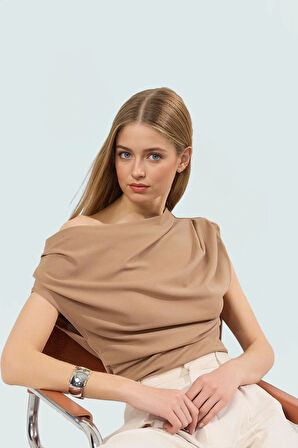 Regular Kalıp Örme Bluz Düşük Kol Asimetrik Yaka Günlük ve Şık Özel Tasarım