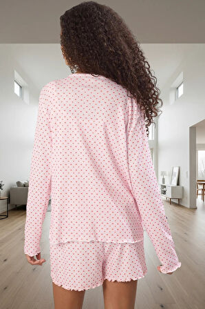 95% Polyester Pijama Takımı Kalpli Desen Boru Paça Şort Zarifane Tasarım Profesyonel Görünüm