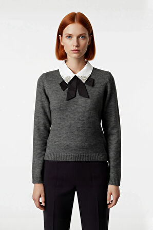 Kadın Günlük Ve Ofis Şıklığı İçin Regular Kalıp Taşlı Triko Kazak Tek Plaka Dokuma Rahatlığında