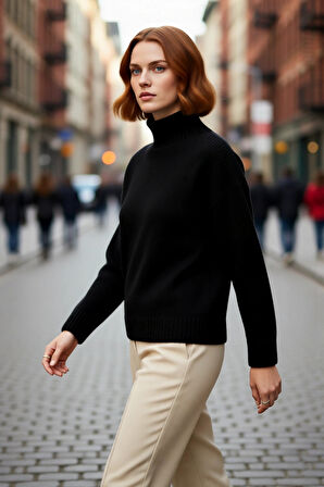 Kadın Kalın Oversize Triko Kazak Dik Yaka Detayıyla Casual Kombinlerin Vazgeçilmezi Kaliteli