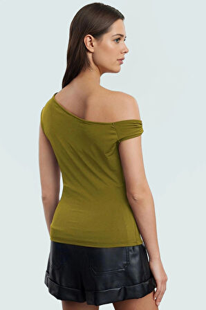 Yazlık Kolsuz Örme Bluz Basic Siluet Metal Detay Uzun Ömürlü Özenle Seçilmiş