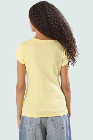 100 Pamuk Ribana Kumaştan Üretilen Düğmeli Fitted Bluz Yüksek Kalite Modern Stil Dayanıklı Malzeme