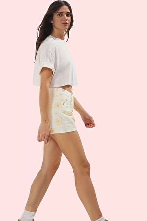 Kadın City Short Denim Şort Düz Desen Pamuk Rahat Günlük Kullanım Yaz Aylarının Vazgeçilmezi