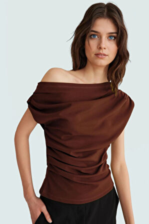 Regular Kalıp Örme Bluz Düşük Kol Asimetrik Yaka Günlük ve Şık Özel Tasarım