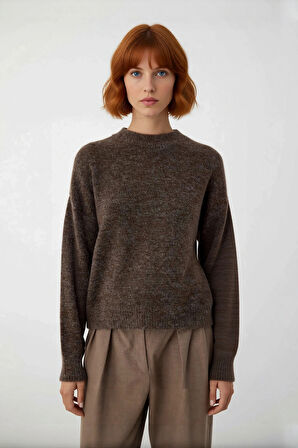 Kadın Modern Oversize Triko Kazak Bisiklet Yaka Düşük Kol Rahat Ve Şık Görünüm Sağlar Kaliteli