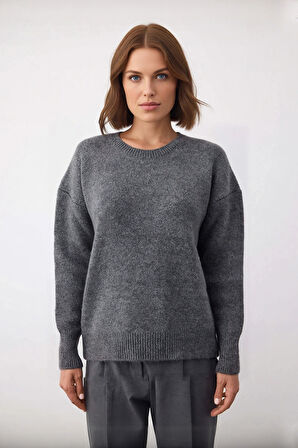 Kadın Casual Günlük Bisiklet Yaka Oversize Düşük Kol Triko Kazak Rahat Ve Şık Bir Parça Kaliteli