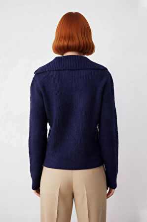 Kadın Orta Kalınlıkta Basic Devrik Yakalı Taşlı Triko Kazak Günlük Kullanım İçin İdeal Seçim