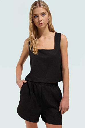 Rahat ve Şık Kadın Yaz Takımı Kısa Şort Bluz Polyester Yüksek Bel Kullanım