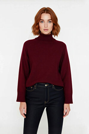 Kadın Oversize Dik Yaka Kışlık Triko Kazak Düz Düşük Kol Modern ve Şık Günlük Kombinler İçin