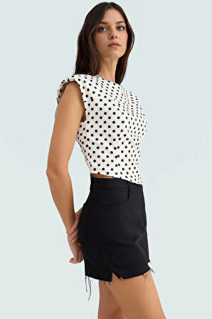 Pamuklu Gabardin Bluz Puantiyeli Desen Bisiklet Yaka Crop Fitted Dayanıklı Malzeme