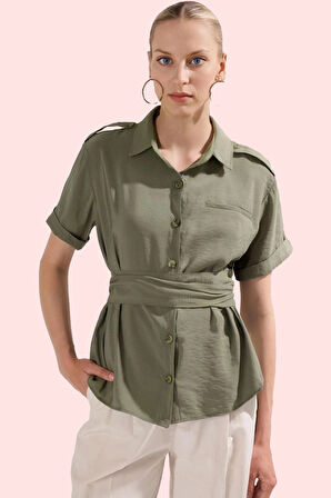 Kadın Regular Fit Kısa Kollu Gömlek Düz Desen Business Stil Günlük Kullanım Modern Tasarım