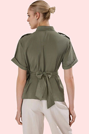 Kadın Regular Fit Kısa Kollu Gömlek Düz Desen Business Stil Günlük Kullanım Modern Tasarım