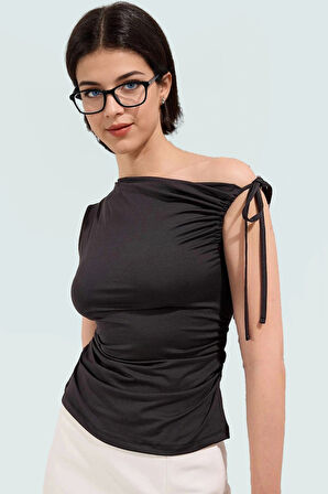 100% Polyester Micro Dokuma Bluz Asimetrik Yaka Fitted Kalıp Yazlık ve Rahat Mükemmel Uyum