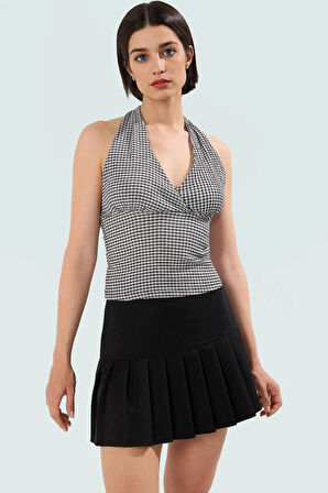 Rahat ve Şık Kareli Boyundan Bağlamalı Bluz Örme Kumaş Yazlık Görünüm Premium Kalite