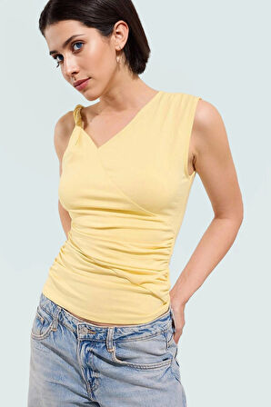 Nefes Alan Pamuklu Büzgülü Bluz Asimetrik Yaka Rahat Günlük Kullanım Konforlu Kesim