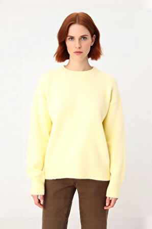 Kadın Regular Kalıp Uzun Kol Triko Kazak Bisiklet Yaka Kış Sezonu İçin Günlük Şıklık Kaliteli