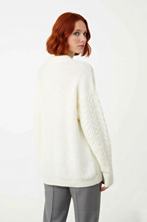 Kadın Rahat Kalıp Saç Örgü Detaylı Bisiklet Yaka Triko Kazak Soğuk Havalar İçin Şık Ve Konforlu