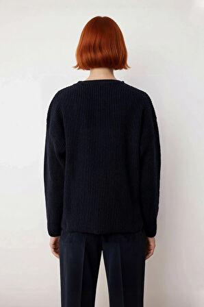 Kadın Oversize Kesim Düşük Kol Detaylı Selanik Örgü Triko Kazak Kış Günlerinin Vazgeçilmezi