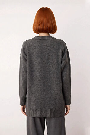 Kadınlar İçin Konforlu Regular Kalıp Bisiklet Yaka Uzun Kol Taş İşlemeli Triko Kazak Kaliteli