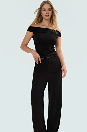 Esnek Örme Kumaş Bluz Pantolon Takım Carmen Yaka ve Geniş Paça ile Mükemmel Konfor