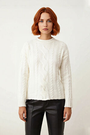 Kadın Saç Örgü Regular Kalıp Triko Kazak Günlük Kullanım Ve Şık Kombinler İçin İdealdir. Kaliteli