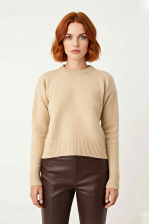 Soğuk Havalar İçin İdeal Kadın Oversize Crop Düşük Kol Bisiklet Yaka Triko Kazak Modeli Kaliteli