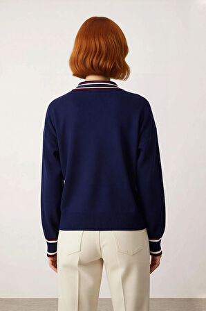 Kadın Lacivert Renk Bloklu Polo Yaka Oversize Triko Kazak Günlük Stil İçin İdeal Düşük Kol Tasarım