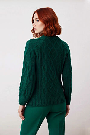 Kadın Ekru Gömlek Yaka Regular Kesim Saç Örgü Desenli Düşük Kol Triko Kazak Günlük Kullanım