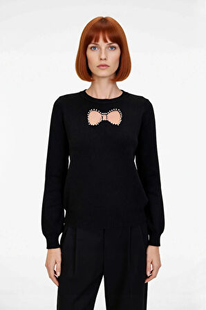 Kadın Triko Kazak Nakış Detaylı Bisiklet Yaka Uzun Kollu Regular Kalıp Kışlık Kombinler İçin İdeal